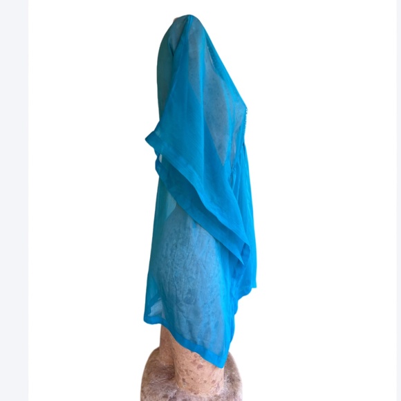 Turquoise Blue Transparent Kimono/Cover Up With Metallic Neckline Detail - Picture 5 of 8